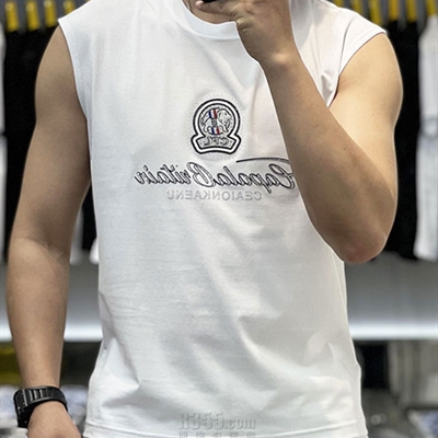 市场上装-T恤-欧货T恤