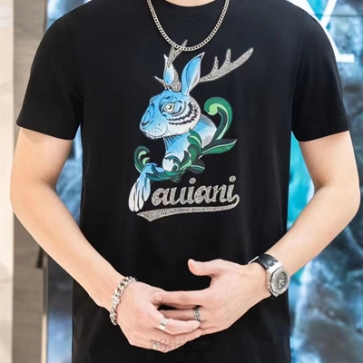 市场上装-T恤-欧货T恤