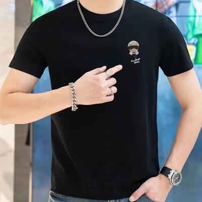 市场上装-T恤-欧货T恤