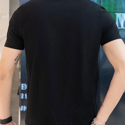 市场上装-T恤-欧货T恤