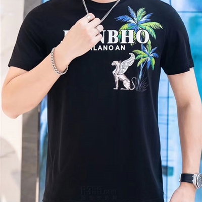 市场上装-T恤-欧货T恤