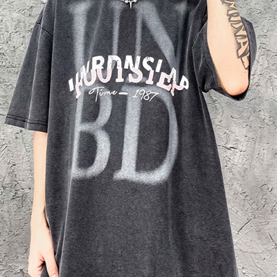 市场上装-T恤-电商T恤