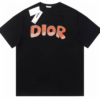 市场上装-T恤-欧货T恤