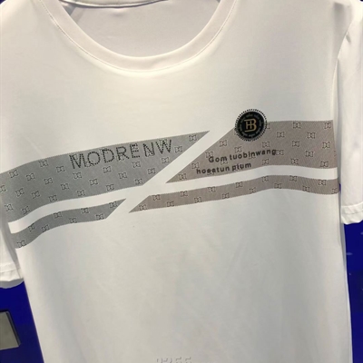 市场上装-T恤-欧货T恤