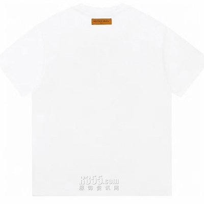 市场上装-T恤-欧货T恤
