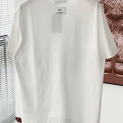 市场上装-T恤-欧货T恤