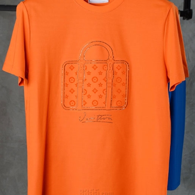 市场上装-T恤-欧货T恤