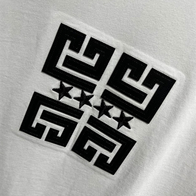 市场上装-T恤-欧货T恤