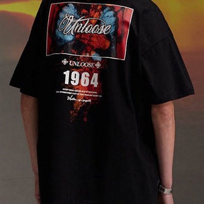 市场上装-T恤-电商T恤