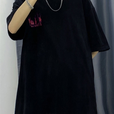 市场上装-T恤-电商T恤