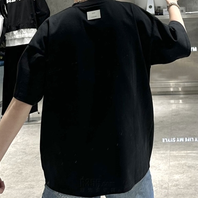 市场上装-T恤-休闲T恤