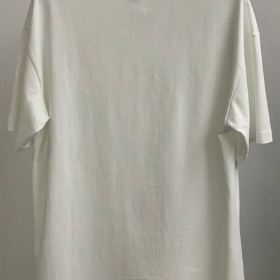 市场上装-T恤-欧货T恤