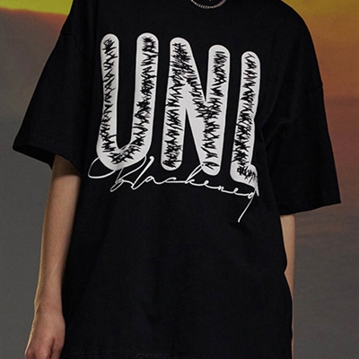 市场上装-T恤-电商T恤