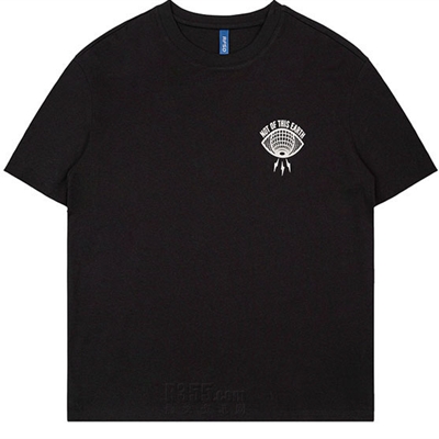 市场上装-T恤-电商T恤