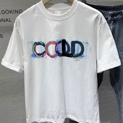 市场上装-T恤-休闲T恤