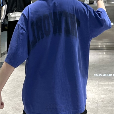 市场上装-T恤-休闲T恤