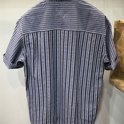 市场上装-衬衫-休闲衬衫