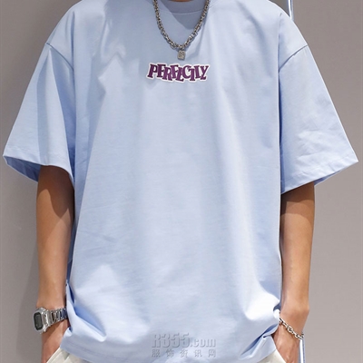 市场上装-T恤-电商T恤