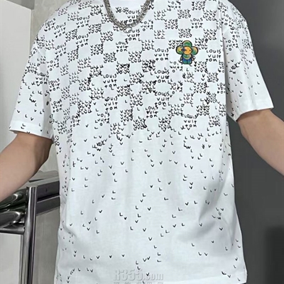 市场上装-T恤-欧货T恤