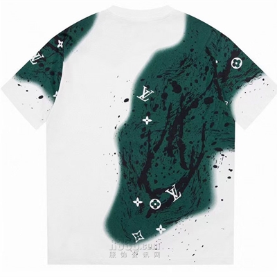 市场上装-T恤-欧货T恤