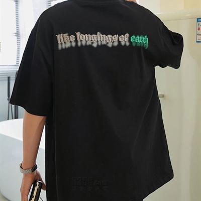 市场上装-T恤-电商T恤