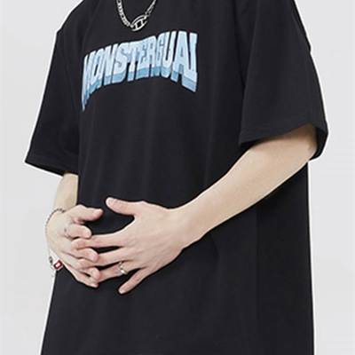 市场上装-T恤-电商T恤