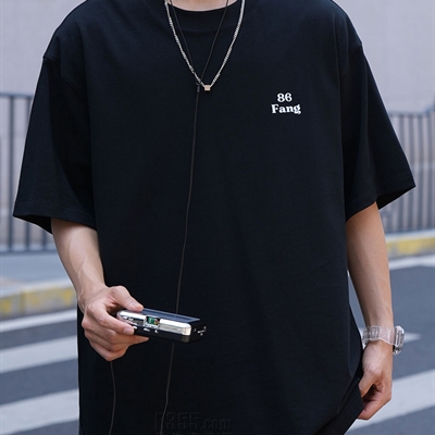 市场上装-T恤-电商T恤