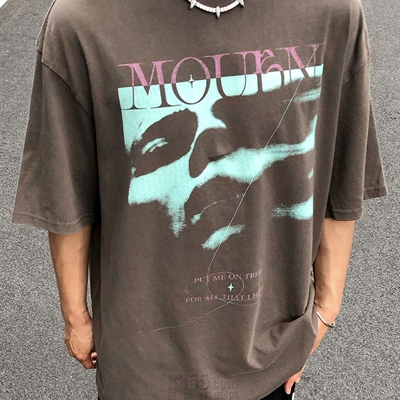 市场上装-T恤-电商T恤