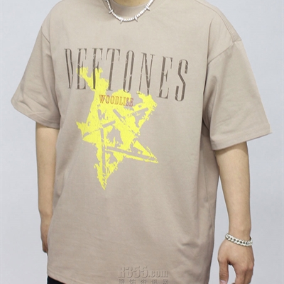 市场上装-T恤-电商T恤