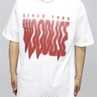 市场上装-T恤-电商T恤