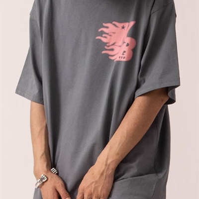 市场上装-T恤-电商T恤