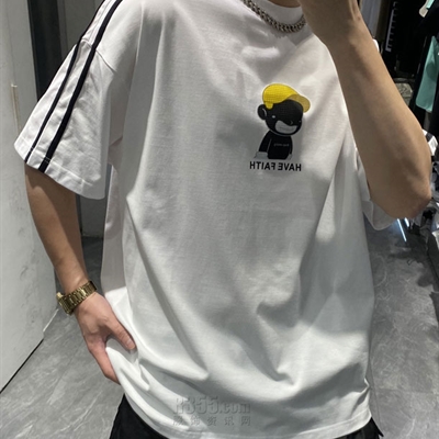 市场上装-T恤-微潮T恤