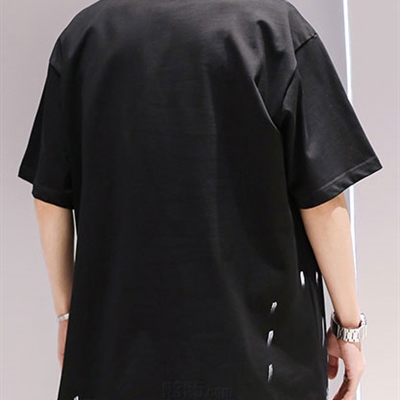 市场上装-T恤-电商T恤