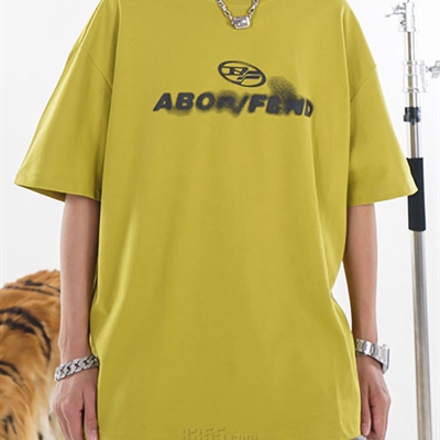 市场上装-T恤-电商T恤