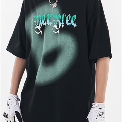 市场上装-T恤-电商T恤