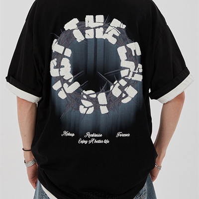 市场上装-T恤-电商T恤