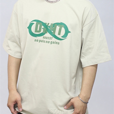 市场上装-T恤-电商T恤