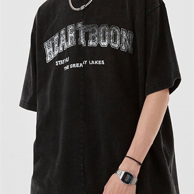 市场上装-T恤-电商T恤