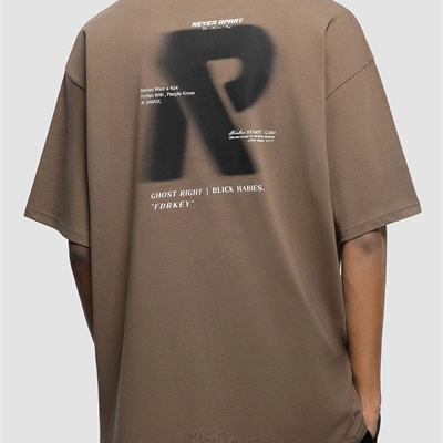 市场上装-T恤-电商T恤