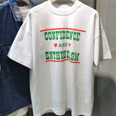 市场上装-T恤-休闲T恤