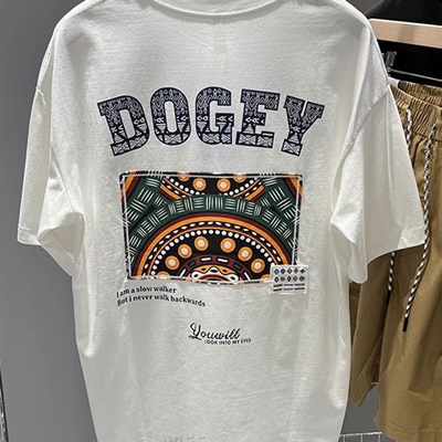 市场上装-T恤-休闲T恤