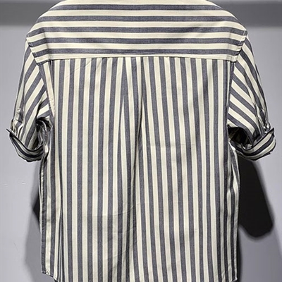 市场上装-衬衫-休闲衬衫