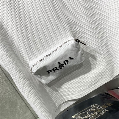 市场上装-T恤-欧货T恤