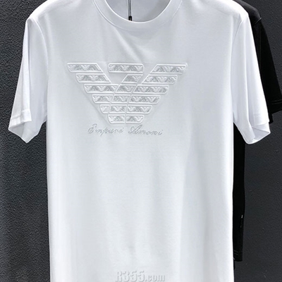 市场上装-T恤-欧货T恤