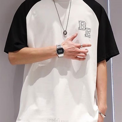 市场上装-T恤-电商T恤