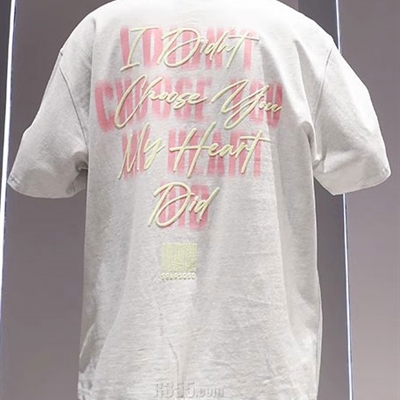 市场上装-T恤-电商T恤