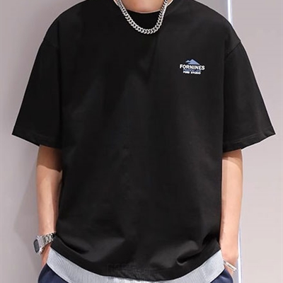 市场上装-T恤-电商T恤