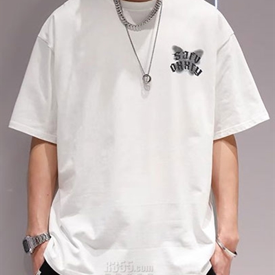 市场上装-T恤-电商T恤