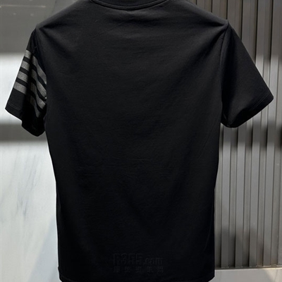 市场上装-T恤-欧货T恤