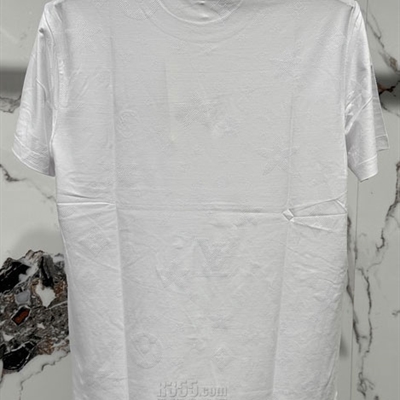 市场上装-T恤-欧货T恤